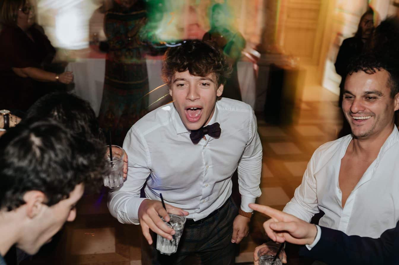 Servizio fotografico festa di compleanno, ragazzi che ballano